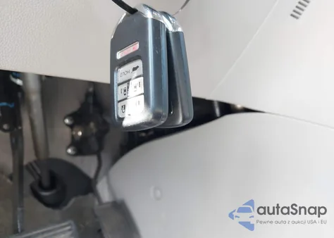 2015 Honda Odyssey Touring/Touring Elite from USA, damaged, VIN 5FNRL5H98FB085419